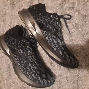 BROOKS Hyperion Elite Black and Gray Running Shoes